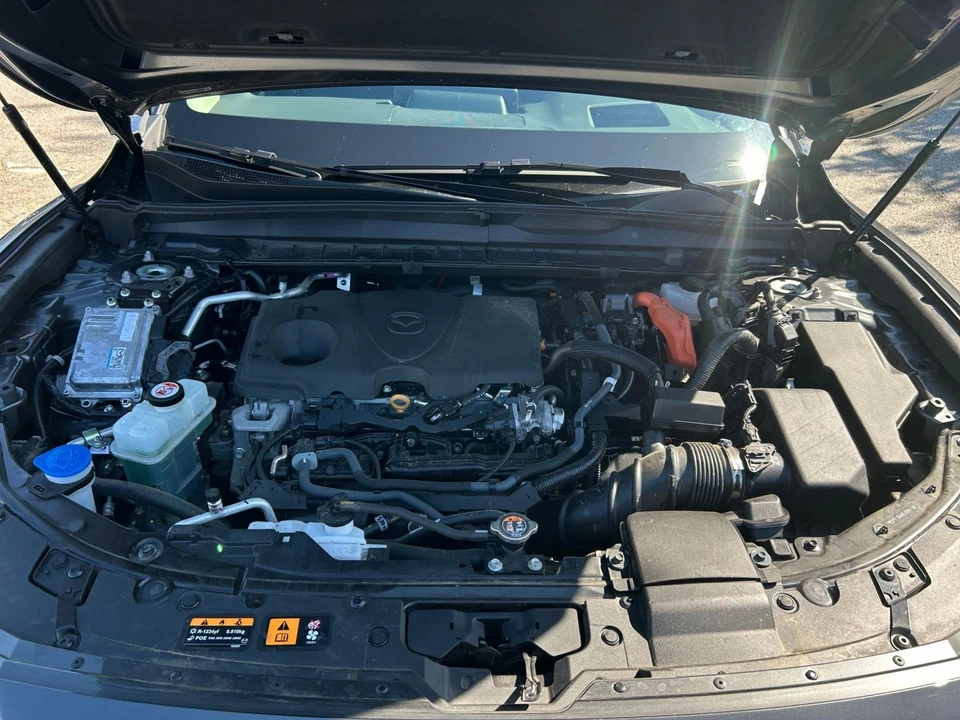 2025 Mazda CX-50 - Image 30 of 31