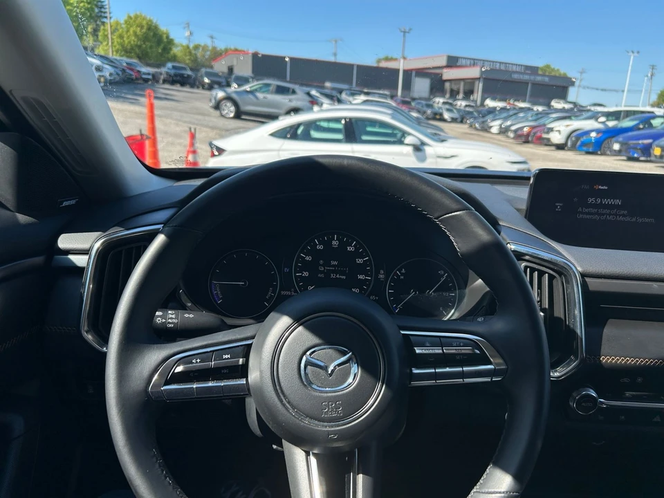 2025 Mazda CX-50 - Image 27 of 31