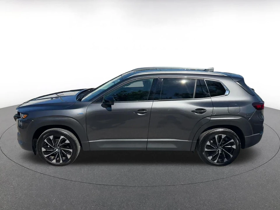 2025 Mazda CX-50 - Image 8 of 31