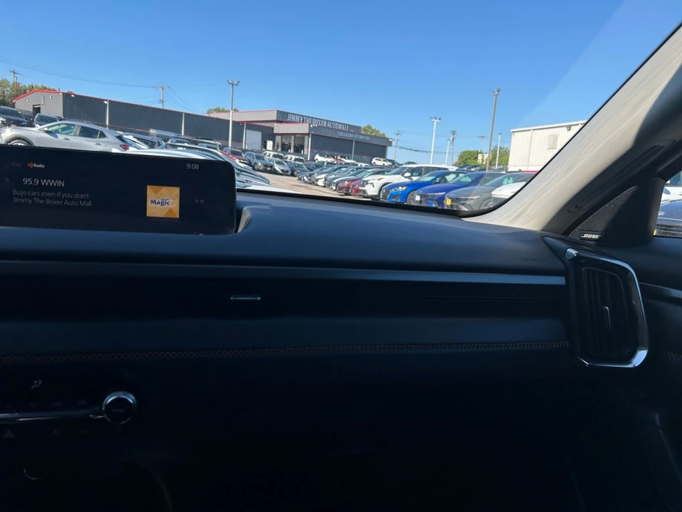 2025 Mazda CX-50 - Image 28 of 31