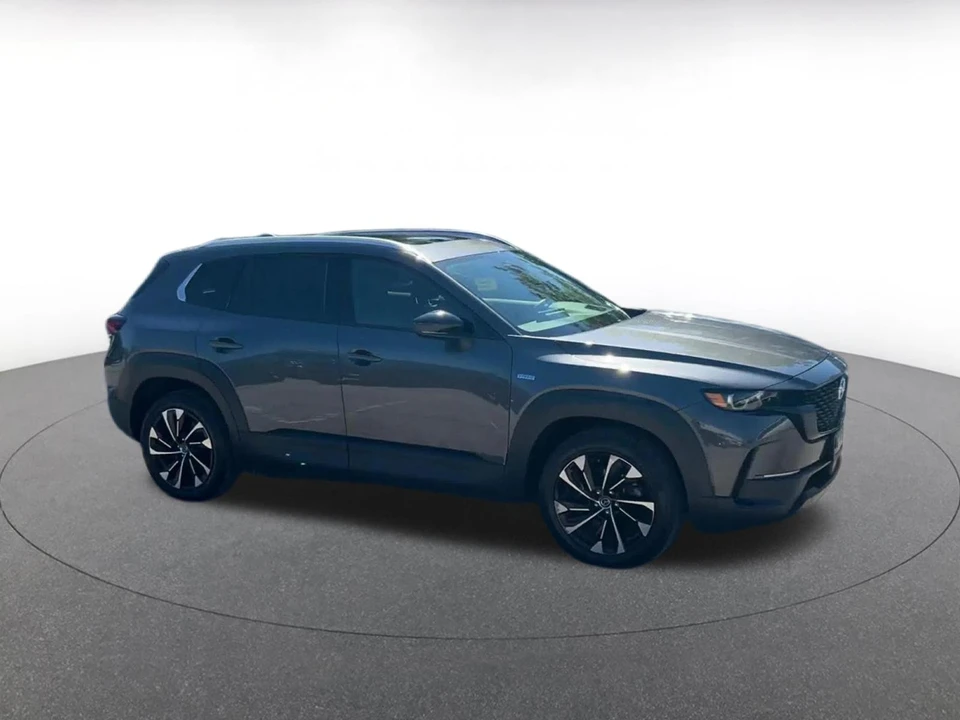 2025 Mazda CX-50 - Image 2 of 31