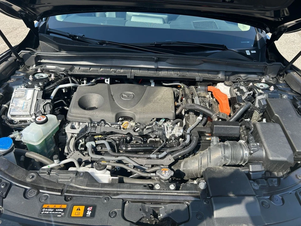 2025 Mazda CX-50 - Image 23 of 31