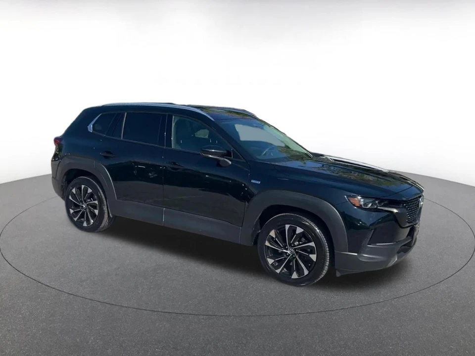 2025 Mazda CX-50 - Image 2 of 31