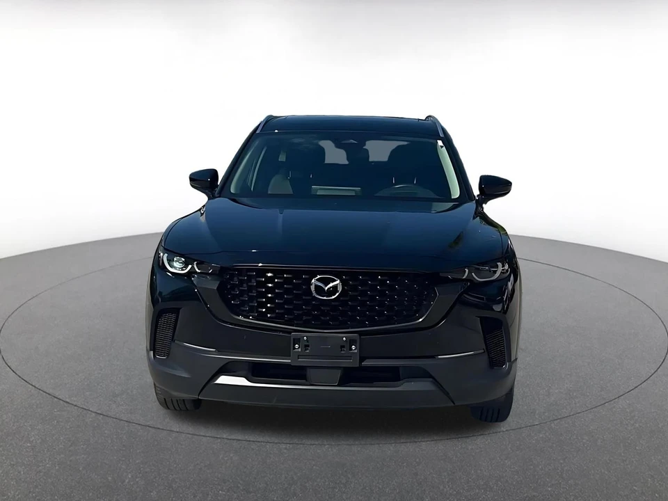 2025 Mazda CX-50 - Image 4 of 31
