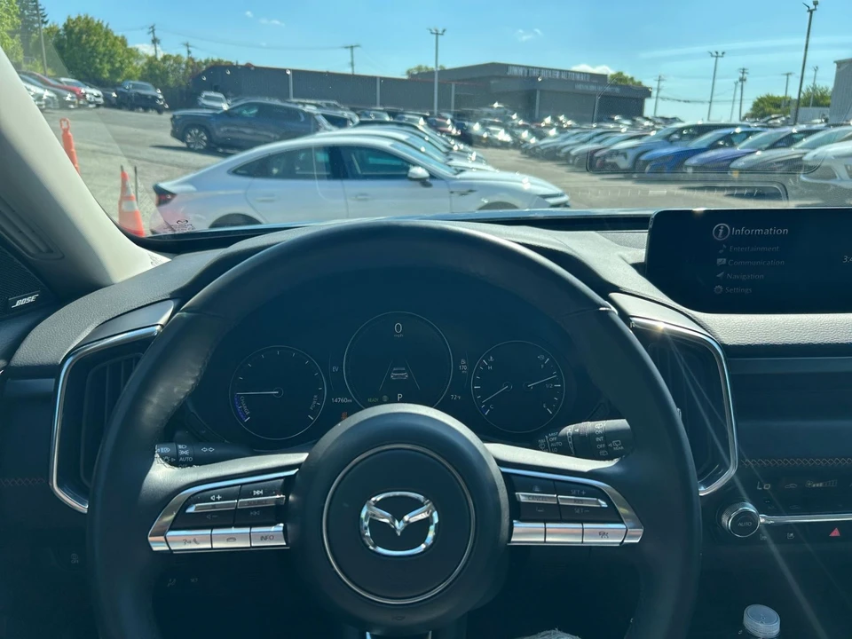 2025 Mazda CX-50 - Image 25 of 31