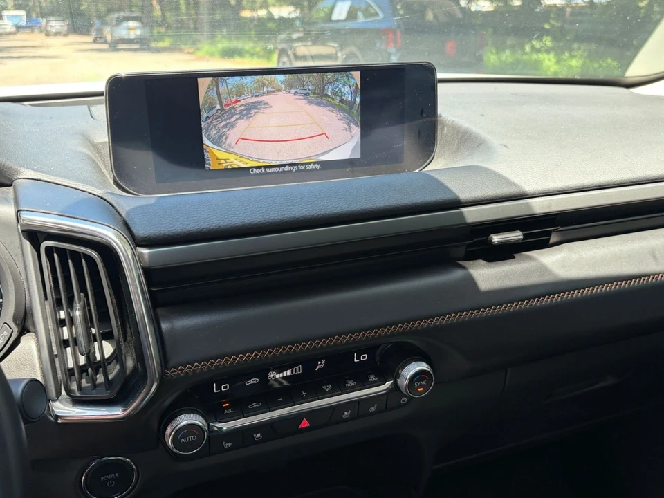 2025 Mazda CX-50 - Image 27 of 31