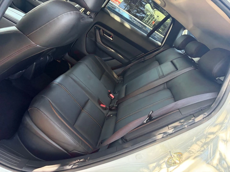 2025 Mazda CX-50 - Image 29 of 31