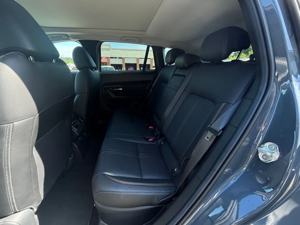 2025 Mazda CX-50 - Image 27 of 31