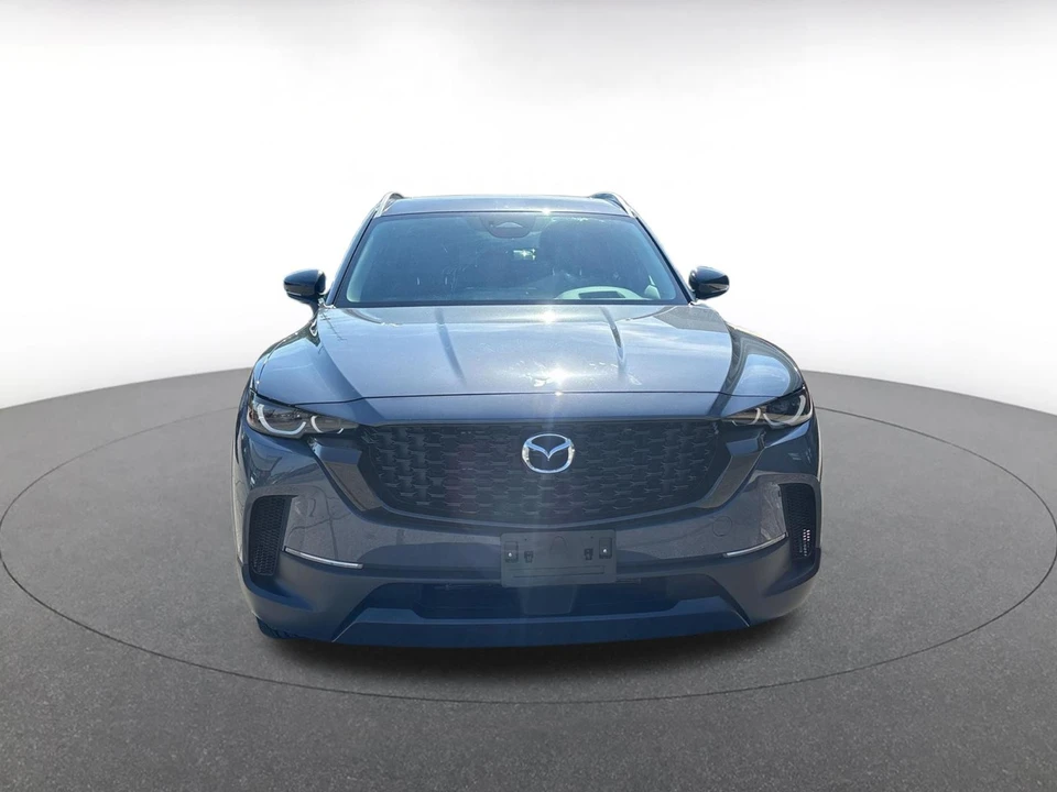 2025 Mazda CX-50 - Image 4 of 31