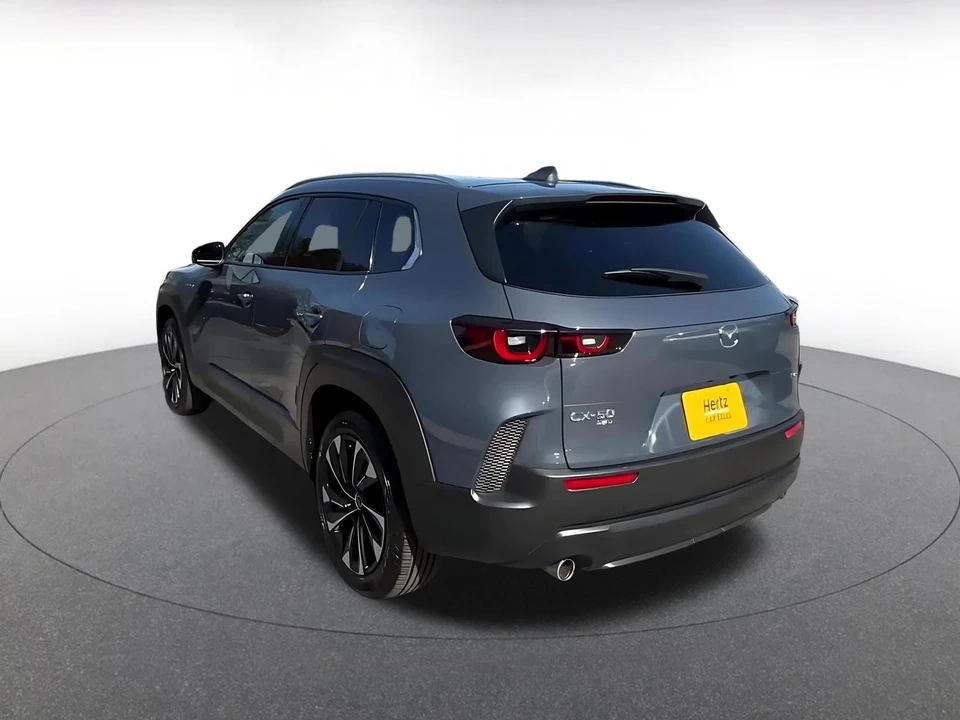 2025 Mazda CX-50 - Image 13 of 31