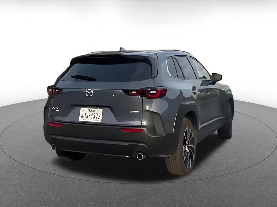 2025 Mazda CX-50 - Image 14 of 31