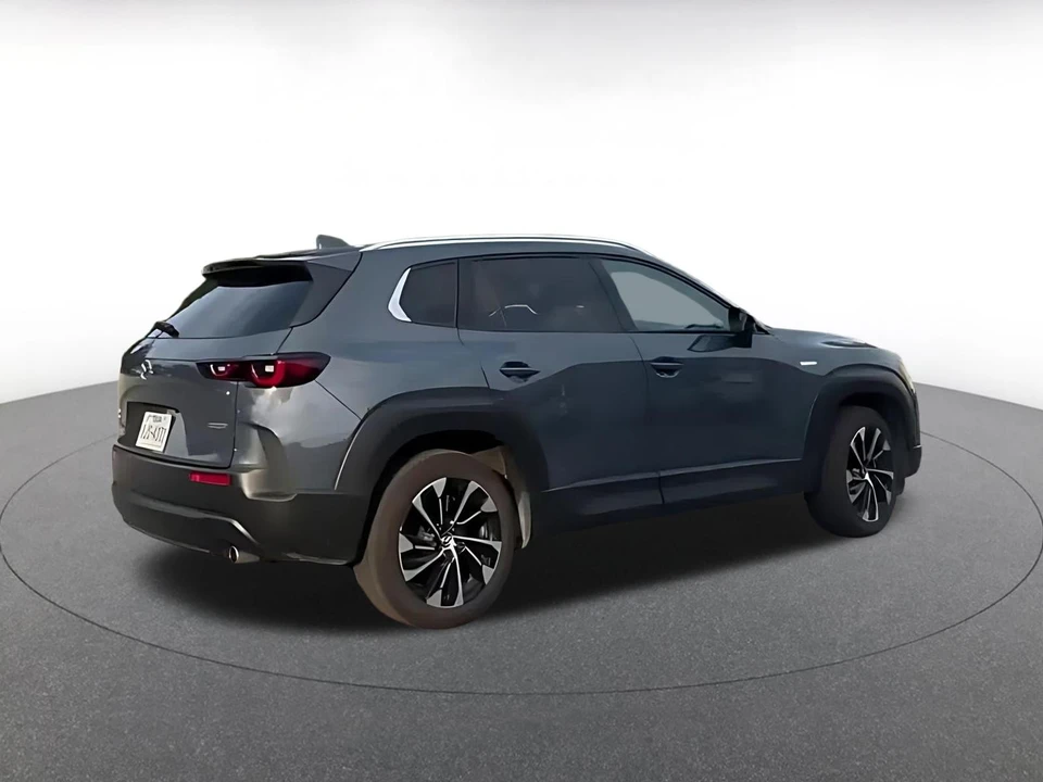 2025 Mazda CX-50 - Image 16 of 31