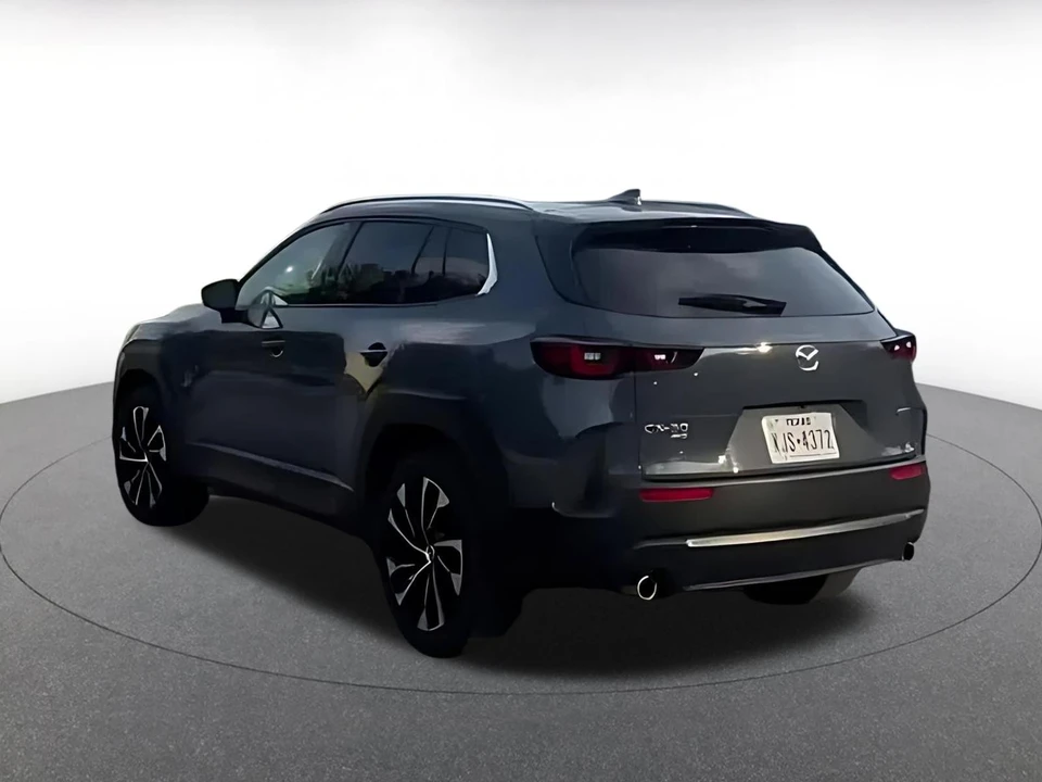 2025 Mazda CX-50 - Image 17 of 31