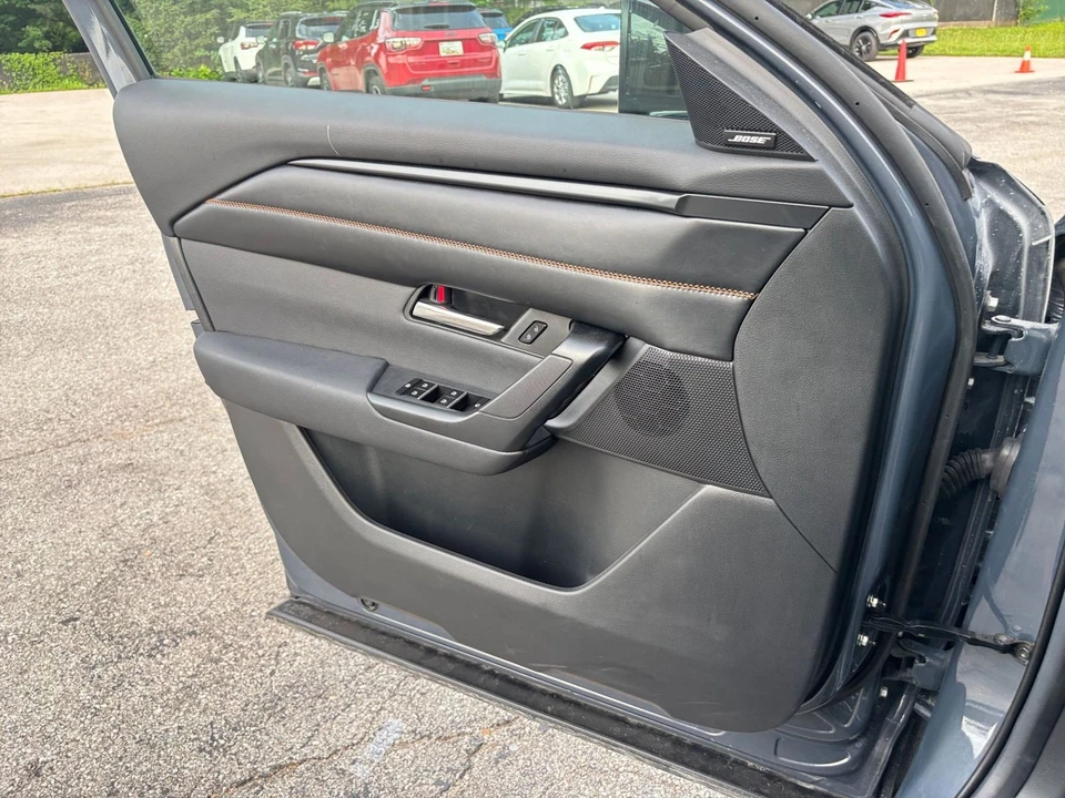 2025 Mazda CX-50 - Image 20 of 31