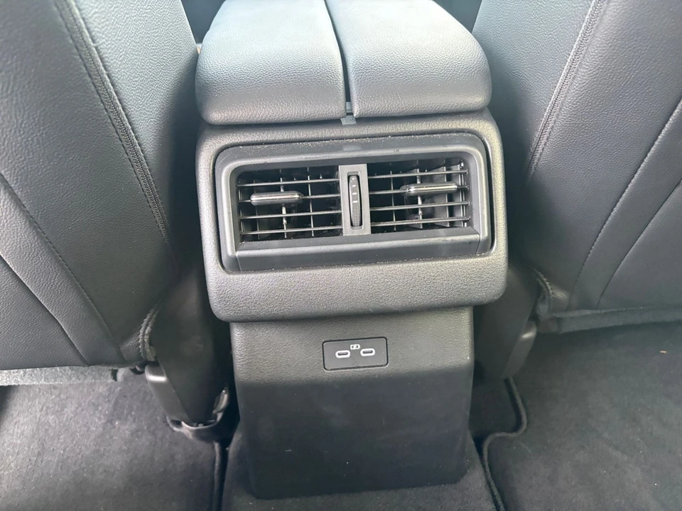 2025 Mazda CX-50 - Image 21 of 31
