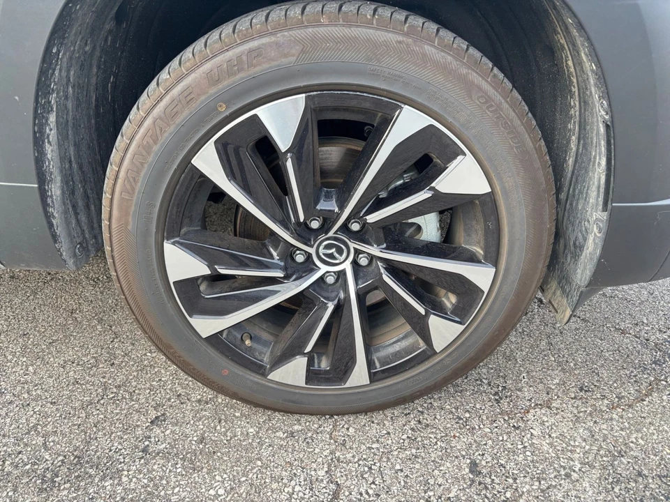 2025 Mazda CX-50 - Image 27 of 31
