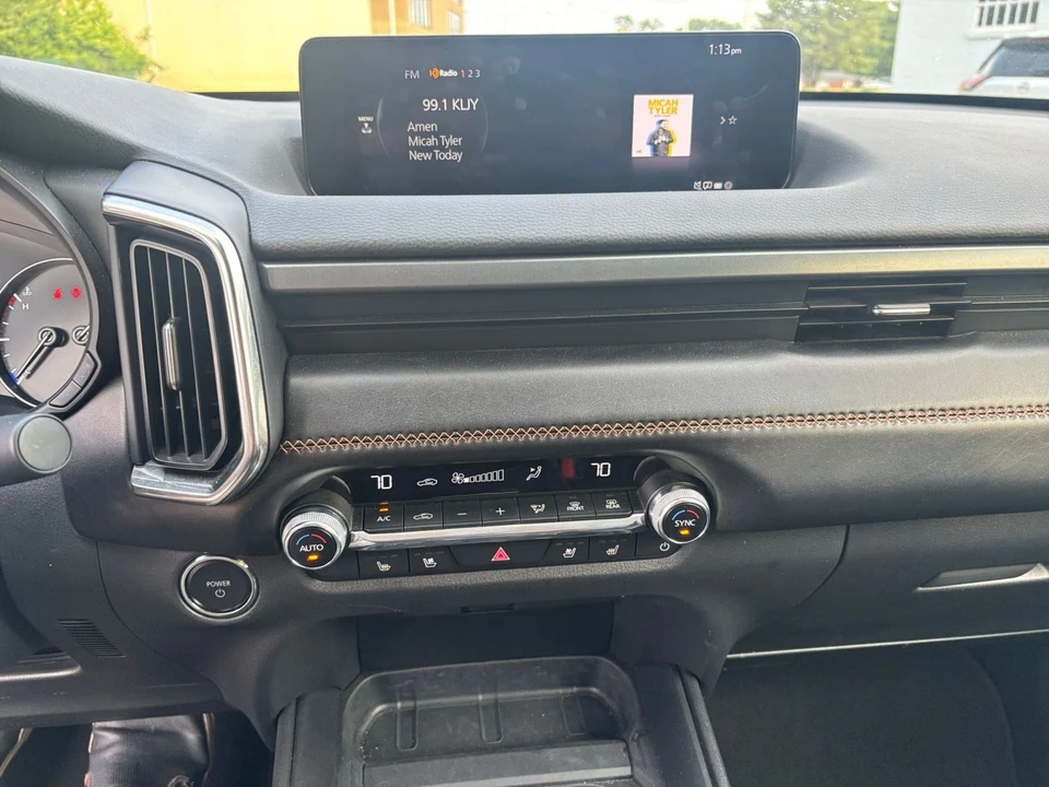 2025 Mazda CX-50 - Image 19 of 31