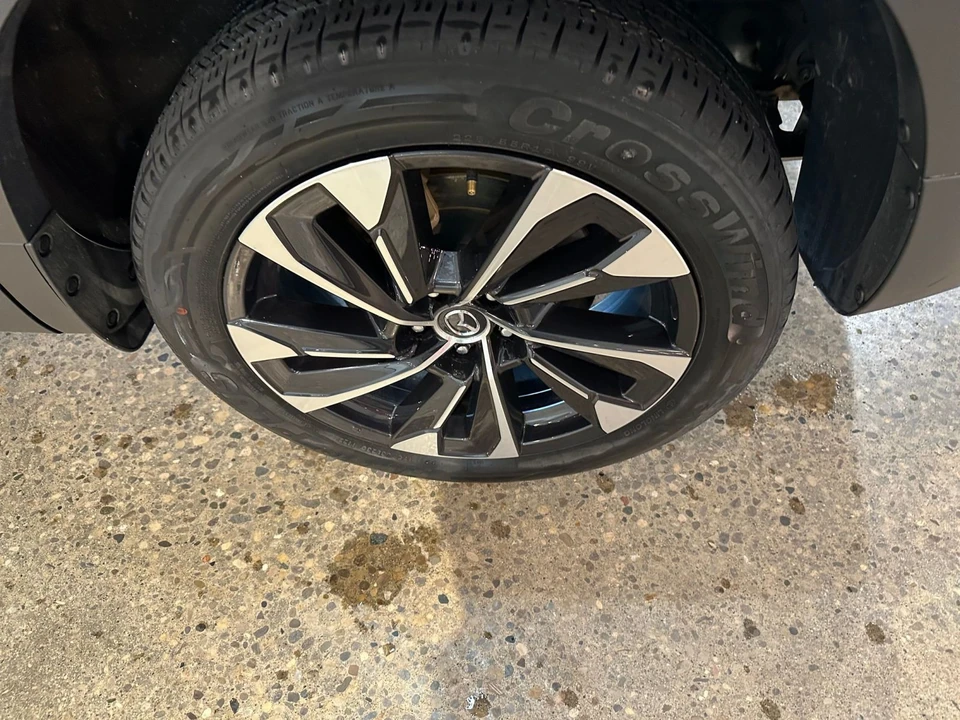 2025 Mazda CX-50 - Image 27 of 31