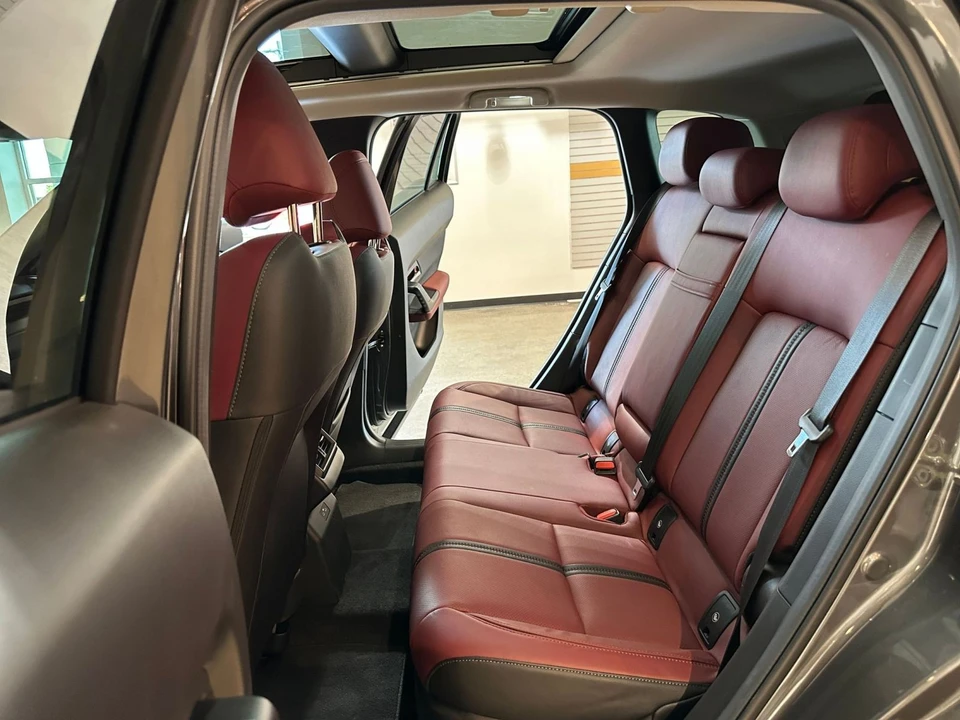 2025 Mazda CX-50 - Image 22 of 31