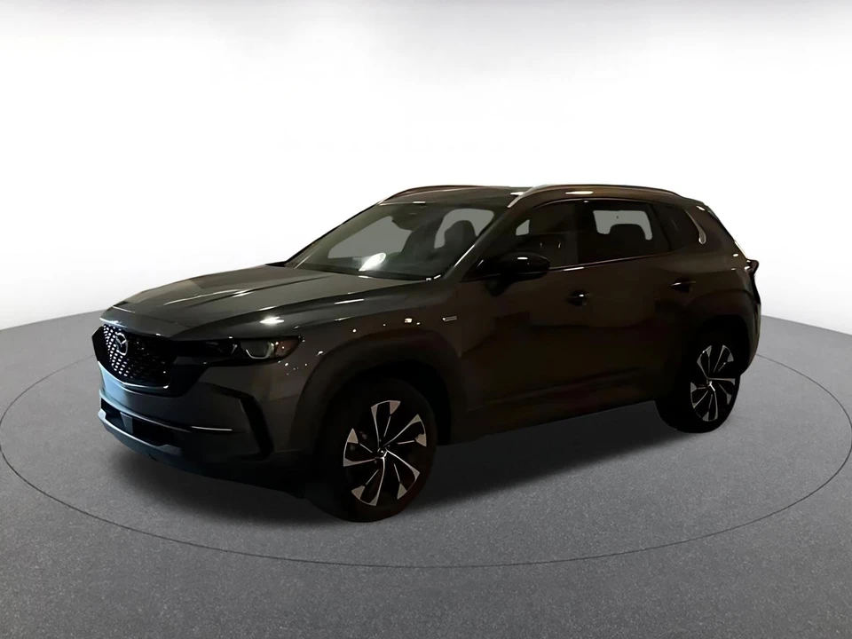 2025 Mazda CX-50 - Image 2 of 31