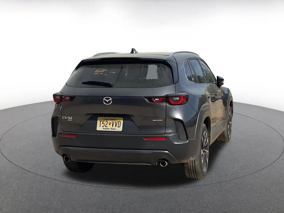 2025 Mazda CX-50 - Image 15 of 18