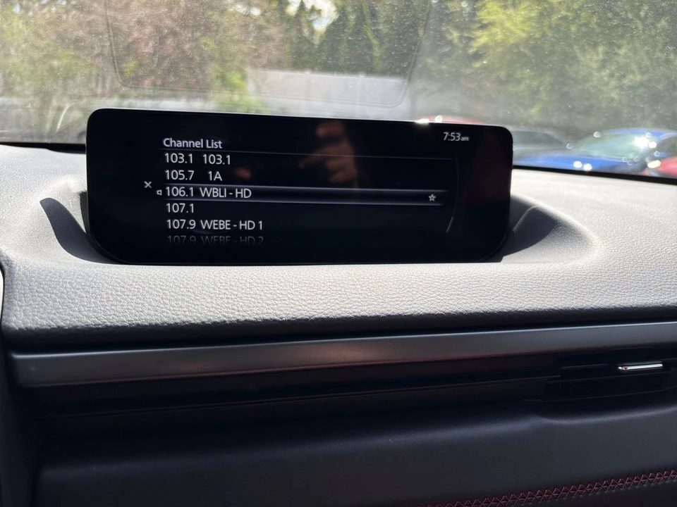 2025 Mazda CX-50 - Image 25 of 31