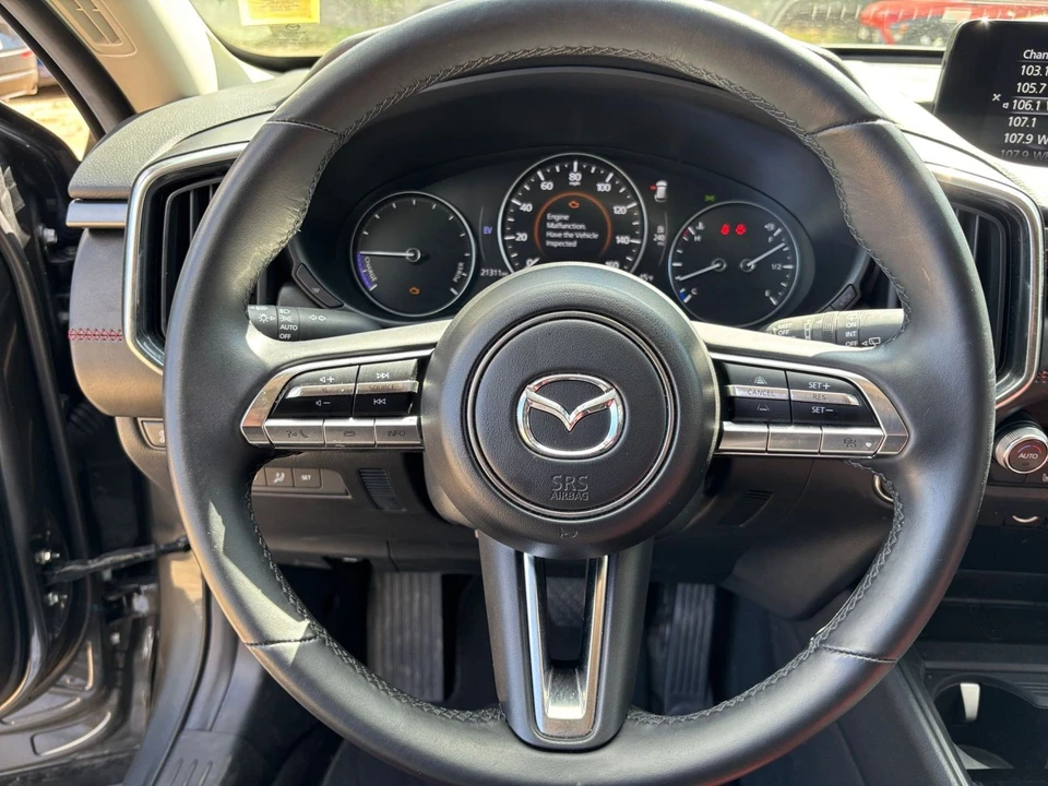 2025 Mazda CX-50 - Image 28 of 31