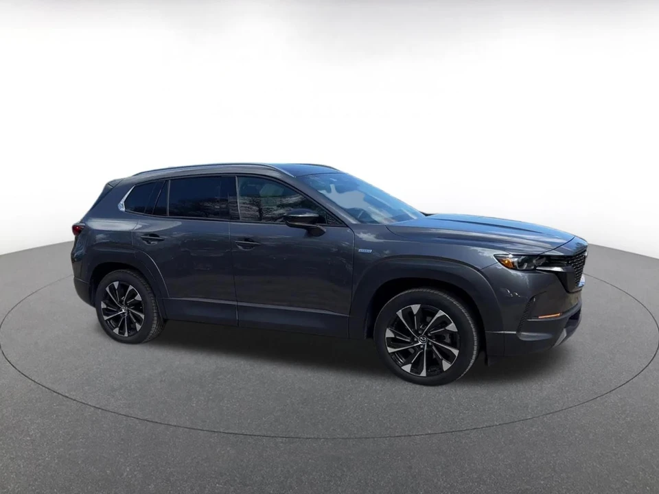 2025 Mazda CX-50 - Image 2 of 31
