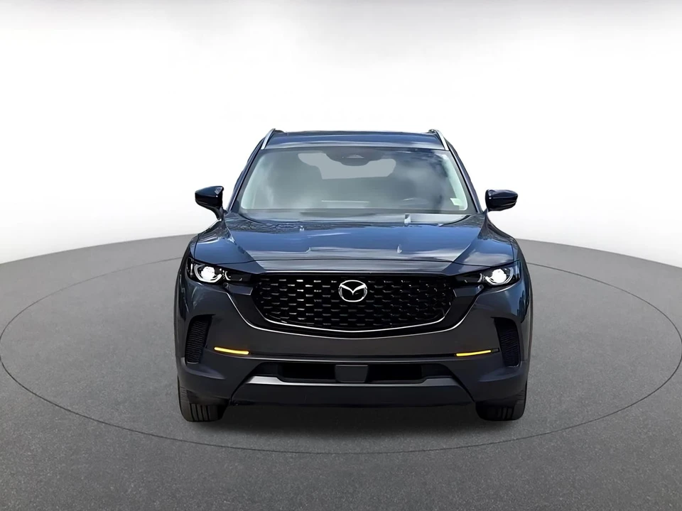 2025 Mazda CX-50 - Image 4 of 31