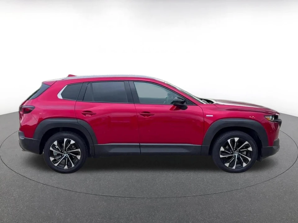 2025 Mazda CX-50 - Image 15 of 31