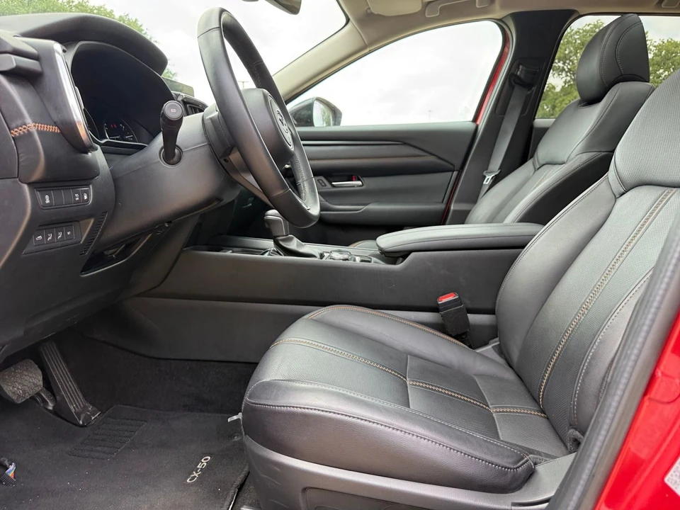 2025 Mazda CX-50 - Image 26 of 31