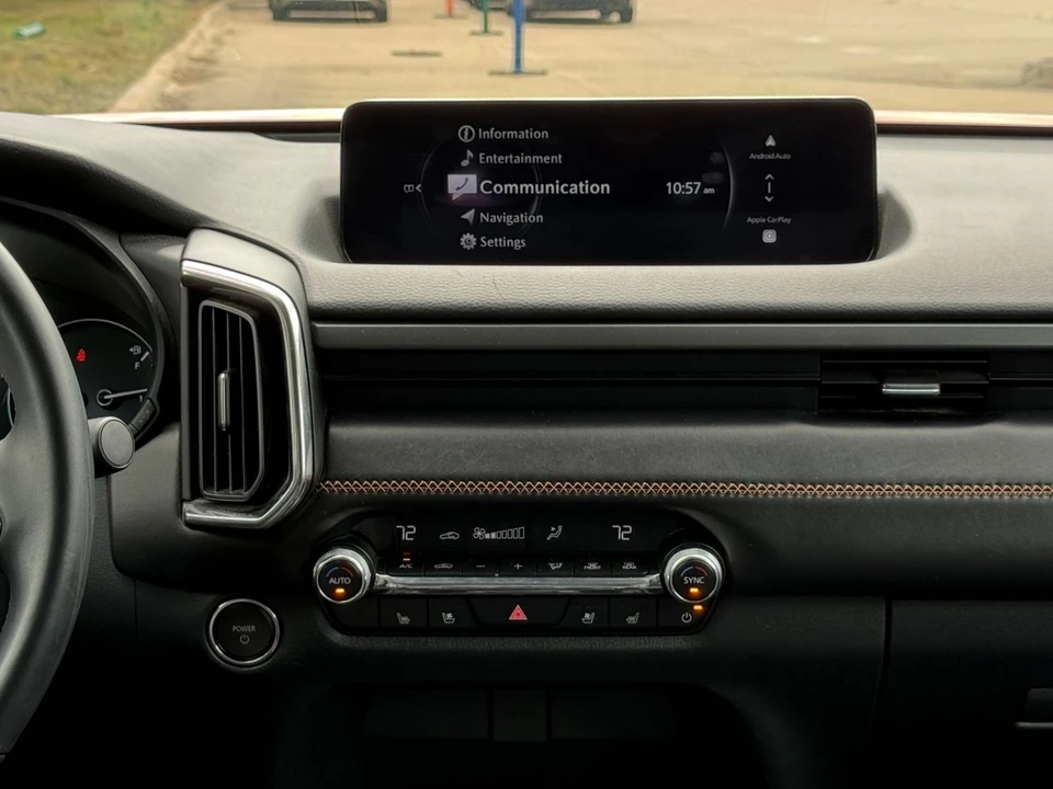 2025 Mazda CX-50 - Image 16 of 31