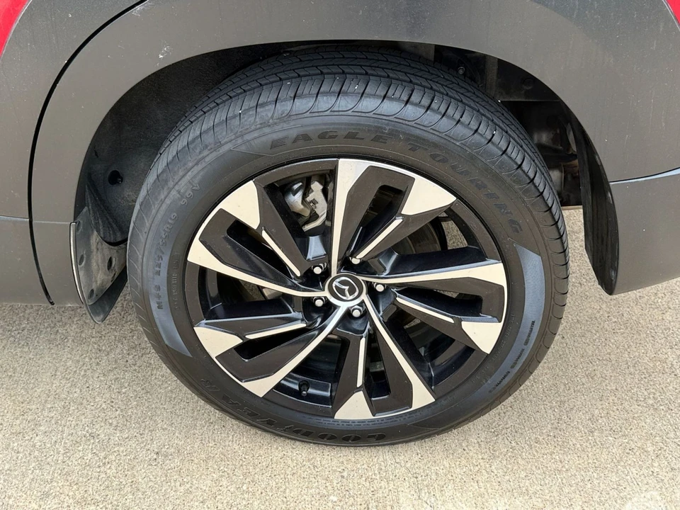 2025 Mazda CX-50 - Image 30 of 31