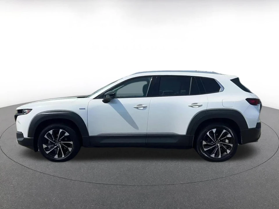 2025 Mazda CX-50 - Image 9 of 31