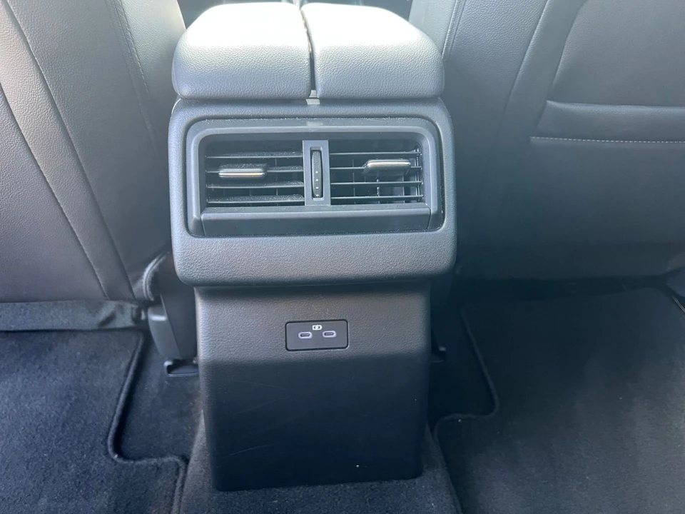 2025 Mazda CX-50 - Image 26 of 31