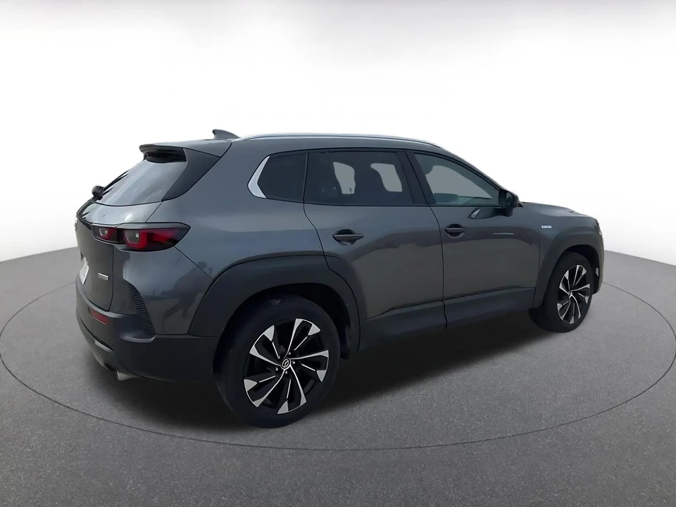 2025 Mazda CX-50 - Image 17 of 31