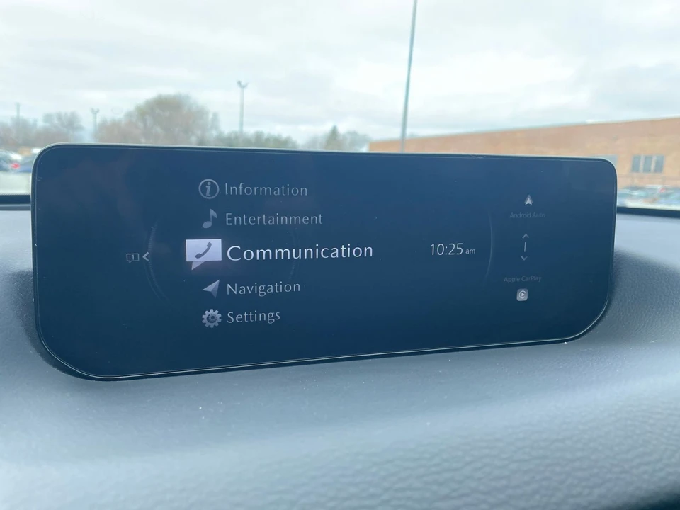 2025 Mazda CX-50 - Image 22 of 31