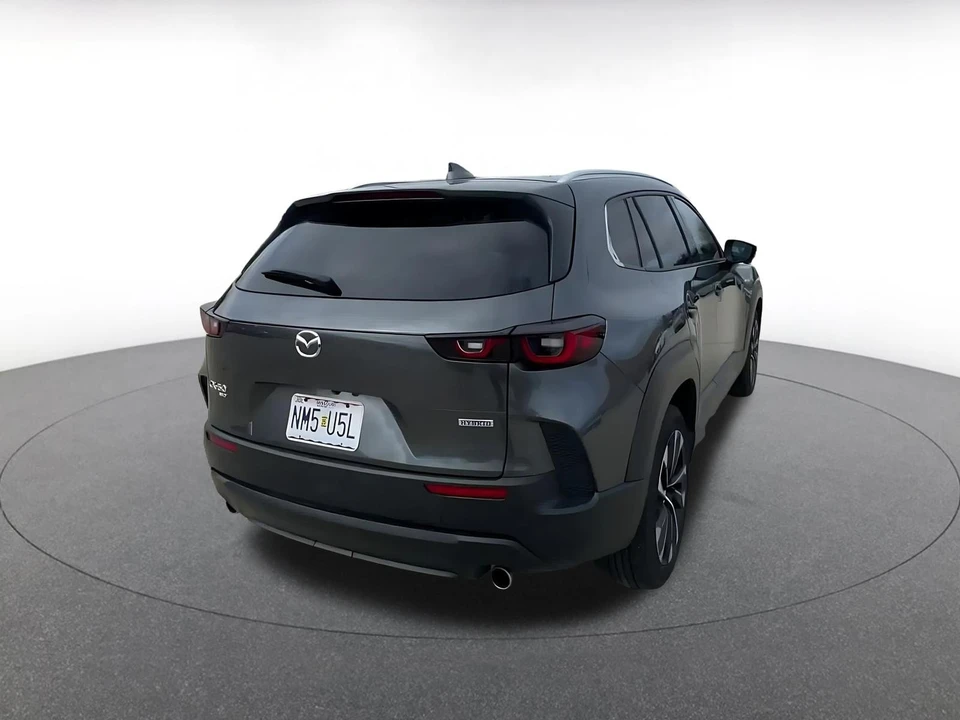 2025 Mazda CX-50 - Image 11 of 31