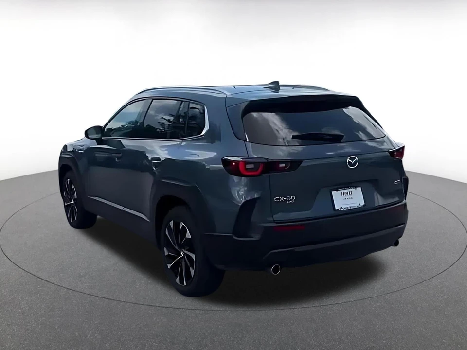 2025 Mazda CX-50 - Image 13 of 31