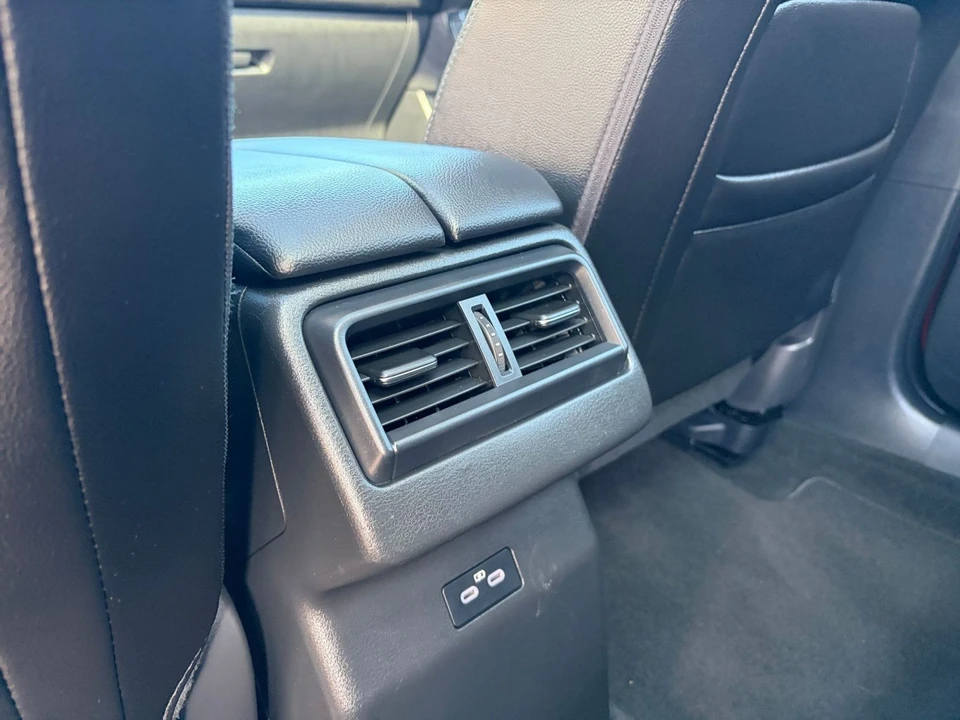2025 Mazda CX-50 - Image 22 of 31