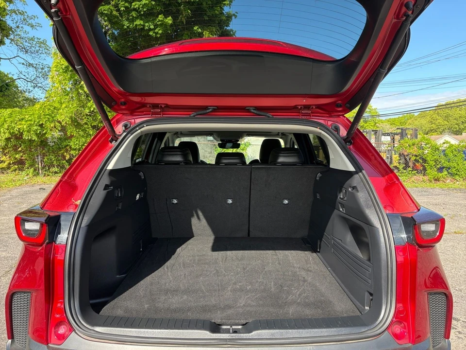 2025 Mazda CX-50 - Image 30 of 31