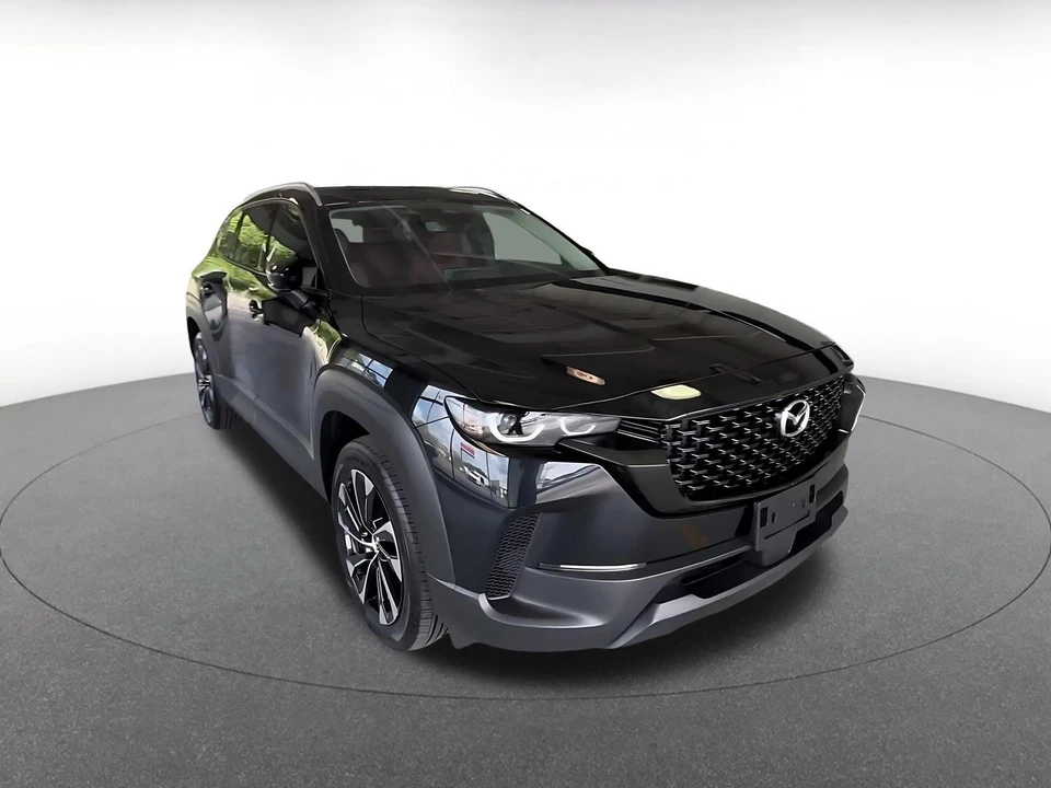 2025 Mazda CX-50 - Image 3 of 31