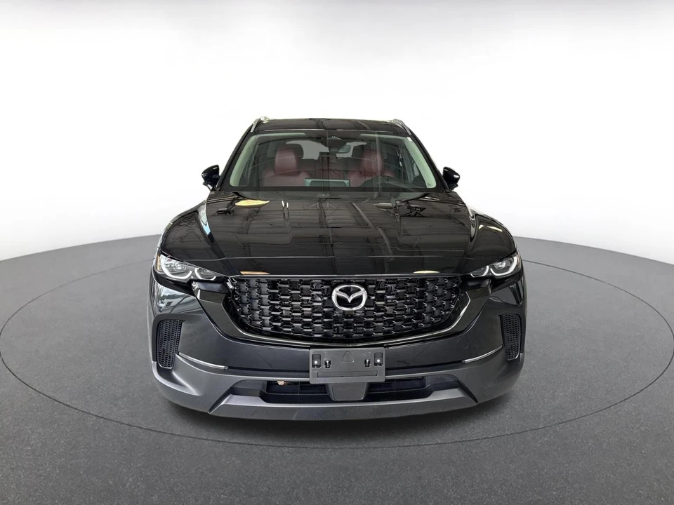 2025 Mazda CX-50 - Image 4 of 31