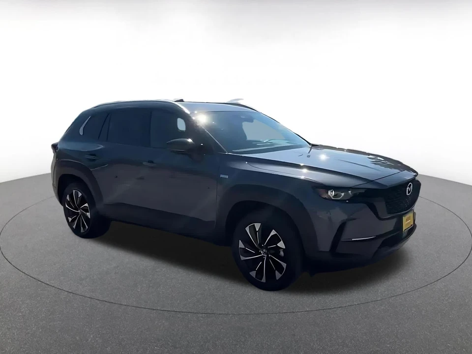 2025 Mazda CX-50 - Image 2 of 31