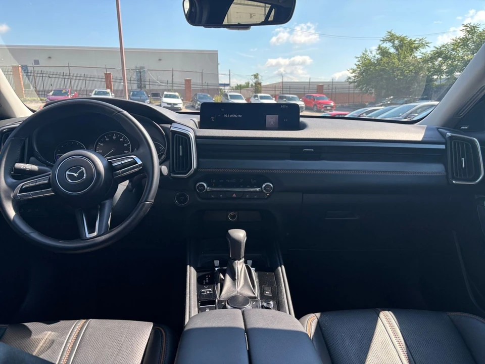 2025 Mazda CX-50 - Image 30 of 31
