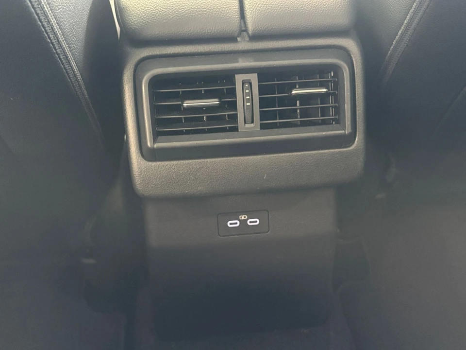 2025 Mazda CX-50 - Image 26 of 31