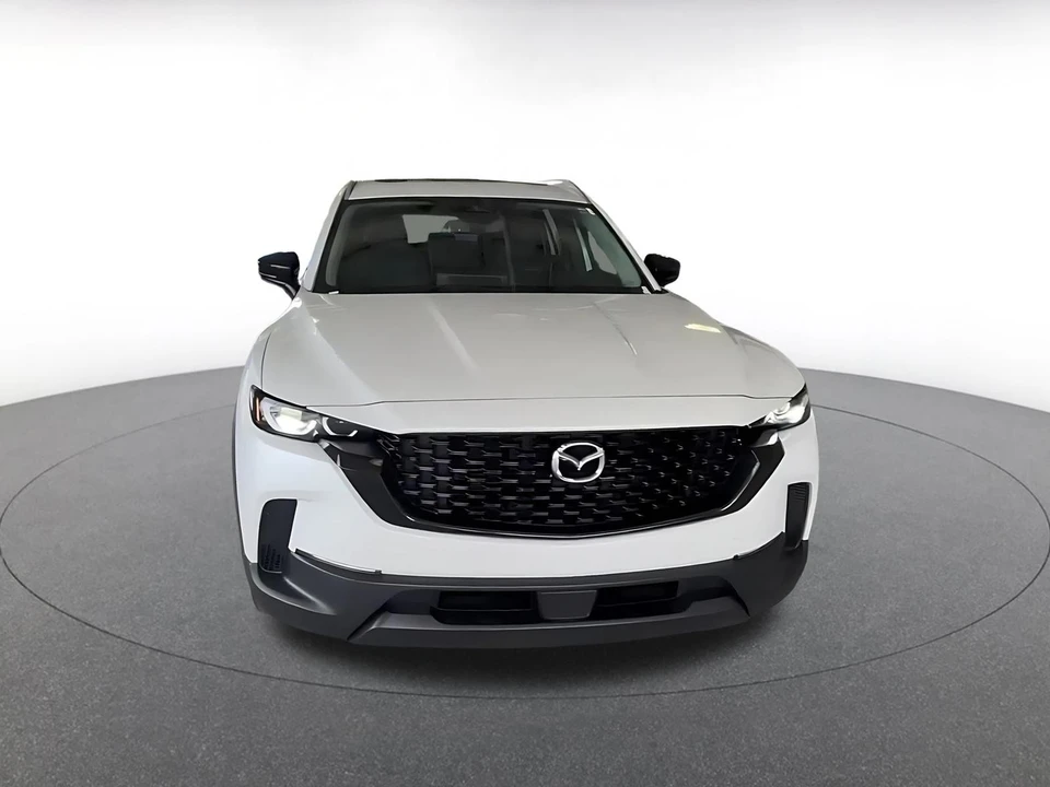 2025 Mazda CX-50 - Image 4 of 31