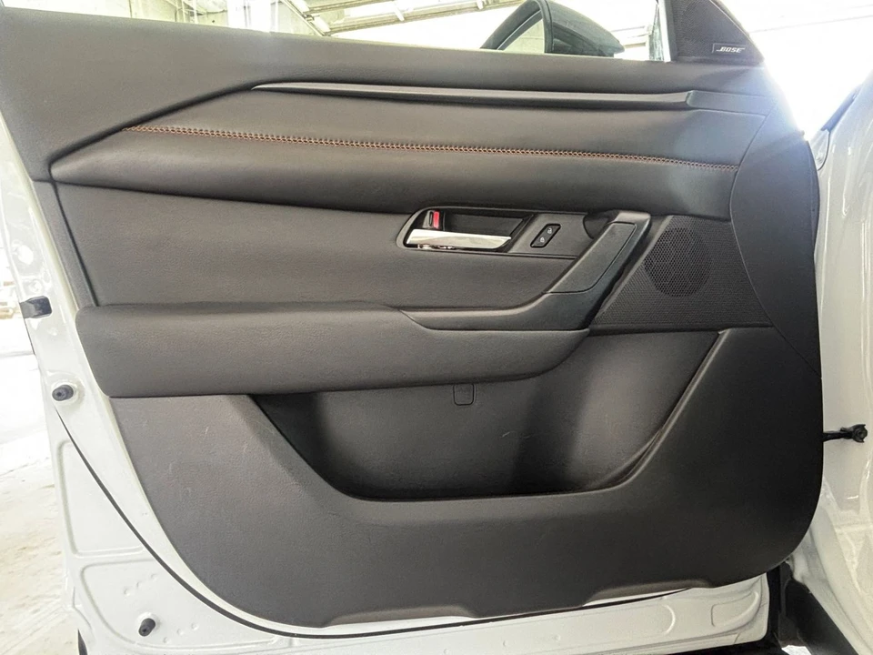 2025 Mazda CX-50 - Image 20 of 31