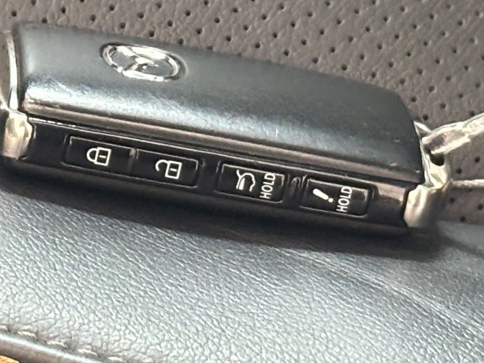2025 Mazda CX-50 - Image 29 of 31