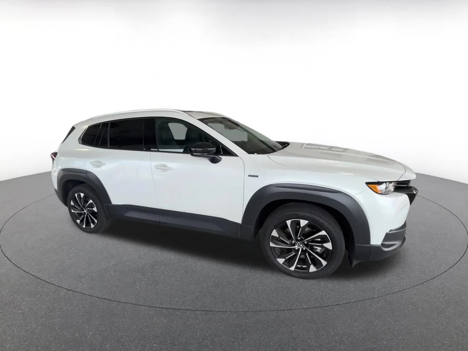 2025 Mazda CX-50 - Image 2 of 31